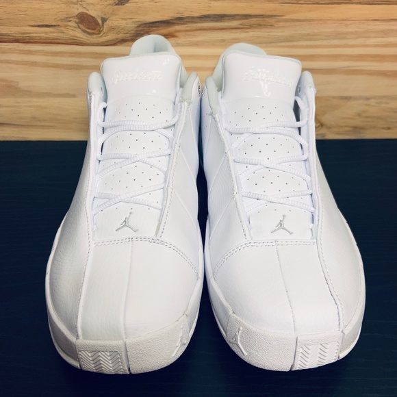 jordan elite 2 white